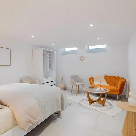 Apartment Chique Ibiza Zaandam