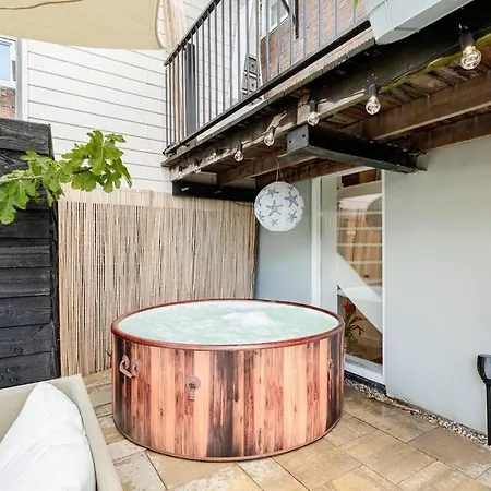 Chique Ibiza Apartment Zaandam